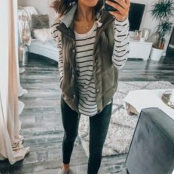 AEROSOLES Fleece Lined Leggings - Picture 2 of 8